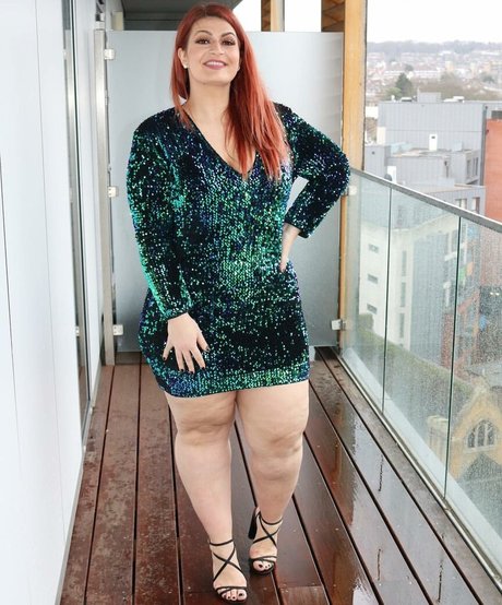 Ioana Chira star du porno hd image