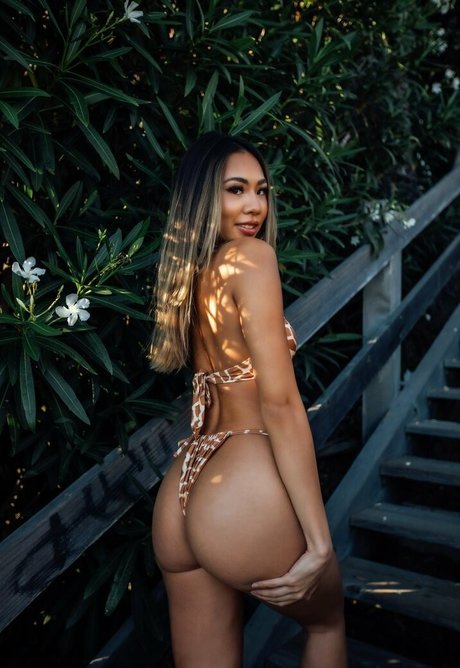 Elizaachar nus de stars du porno galeries