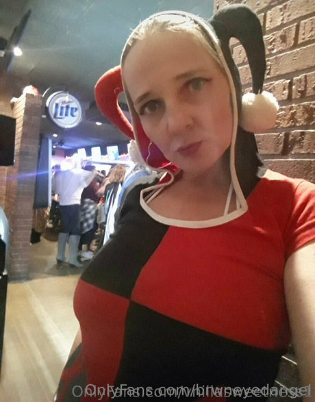 brwneyedangel modèle érotique photo