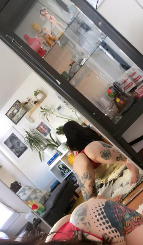 karleejane13 actrice nue image