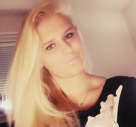 Barbara Szabo modèle hd photos