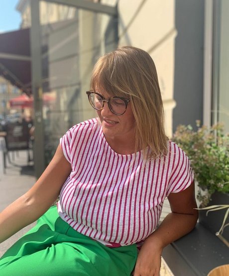 Veronika Ivanova modèle sympa img