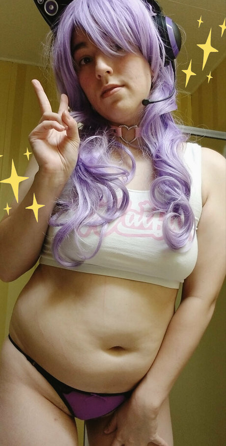 raina traina modèle sexy archive