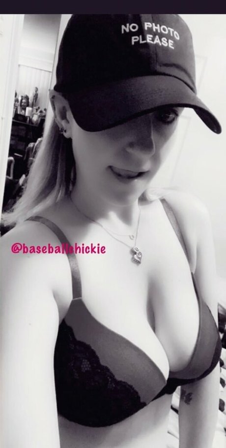 baseballchickie art de star du porno galerie