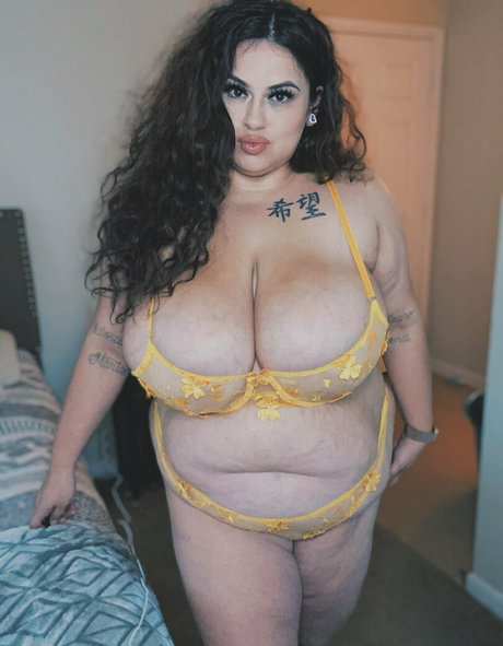 mami cremita actrice xxx photos