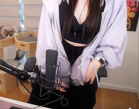 lolnatsumiii nus étoiles des photos