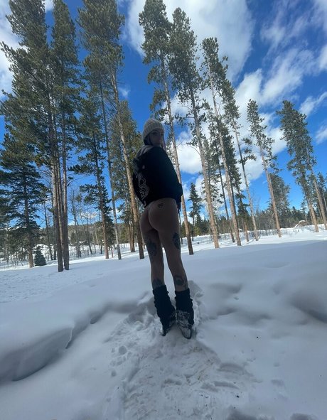 Strawberrysquirtcake étoile exclusive galeries