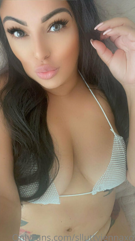 thick jennakumz actrice libre galeries