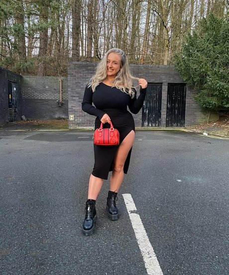 Tiffany Harrison actrice libre collection