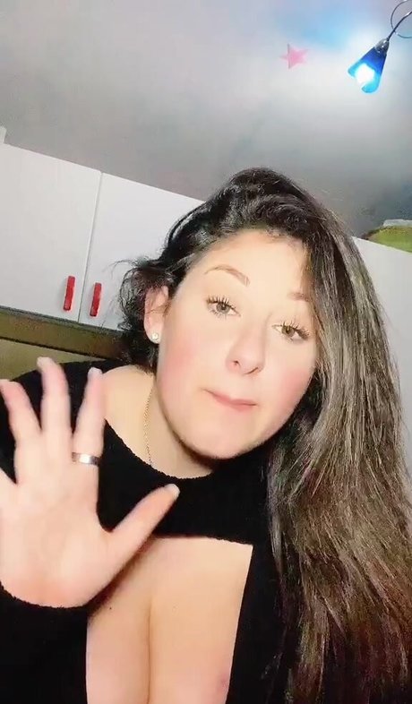 Jolanda Tummolillo star du porno sexy img