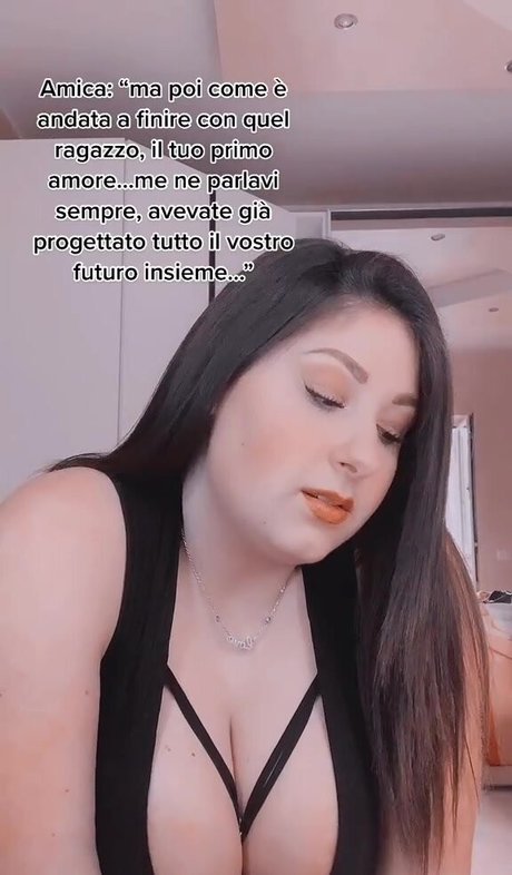 Jolanda Tummolillo étoile sexy images