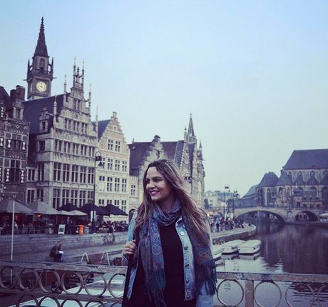 Acronopia belle actrice des photos