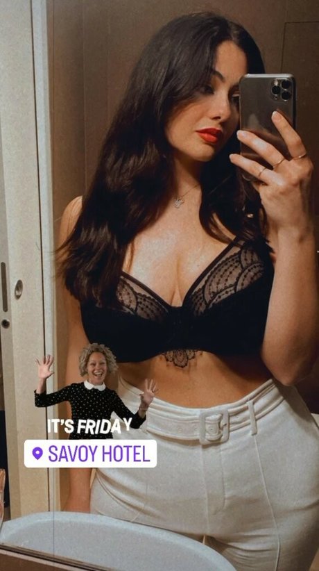 Paola Torrente étoile nue galerie