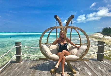 Nicolle A modèle adulte galerie