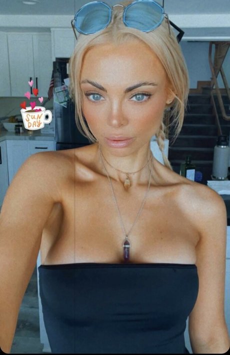 Katja Glieson étoile de l'art collection