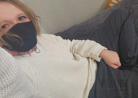 peachiefemboy star du porno en haute qualité img