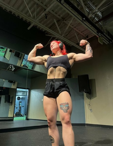 fitbycharlotte modèle galeries