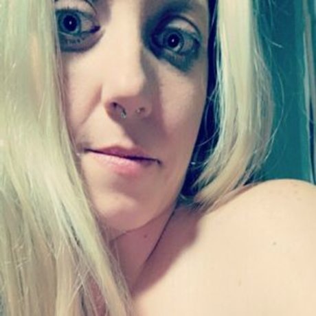 tatouages ​​blonds onlyfans érotique parfait galeries