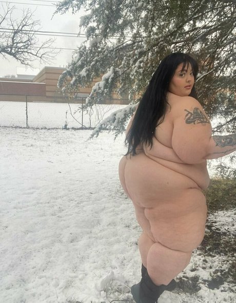 kasstheeblast actrice exclusive images