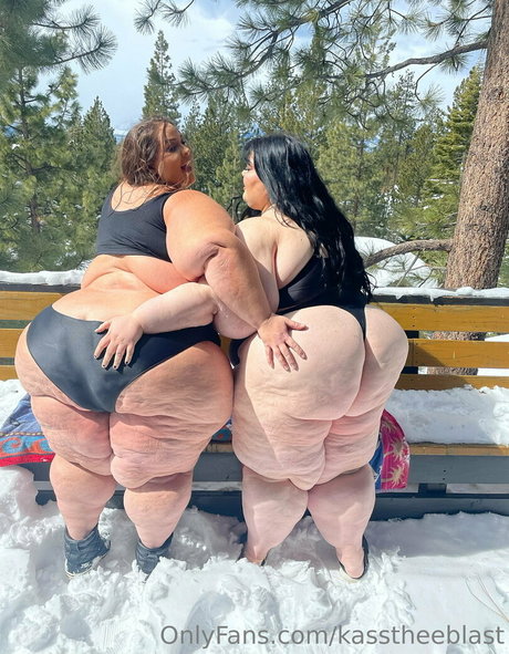 kasstheeblast actrice nue archive