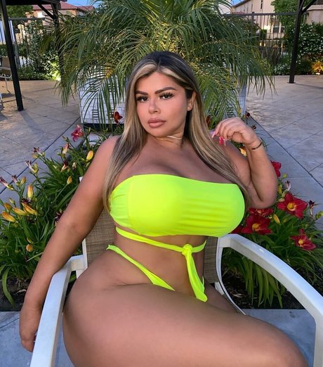 Michelle Mendez étoile adulte image