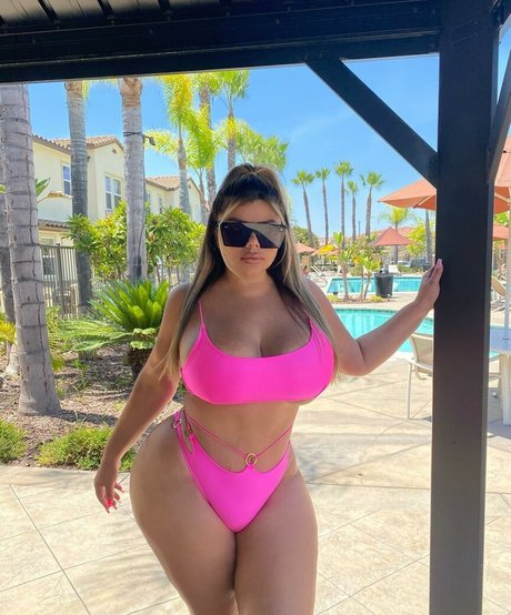 Michelle Mendez actrice exclusive images