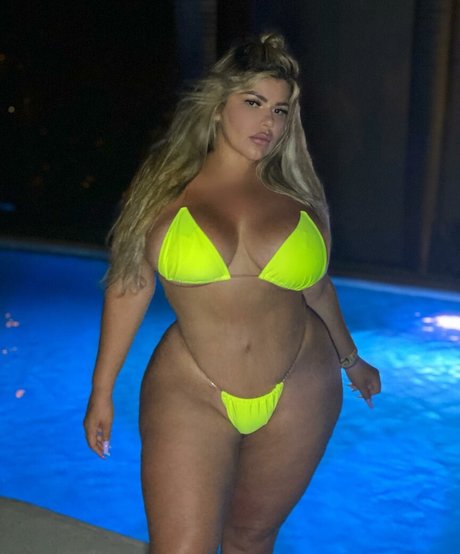 Michelle Mendez actrice libre image