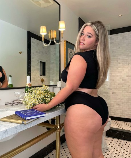 Ellanabryan mannequin photos