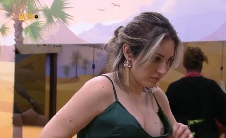 Bbb23 actrice sexy archive