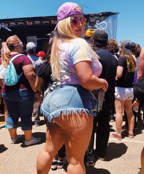 Taya Christian étoile de haute qualité galerie