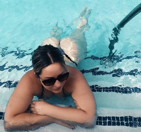 Anjadee star du porno érotique galerie