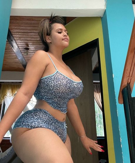 blonde étudiante onlyfans pornographique sympa archive