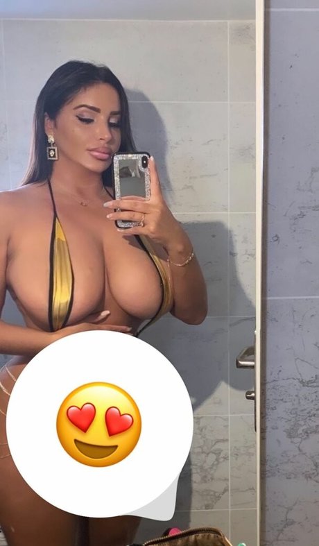 Anais Braga Dias modèle magnifique images