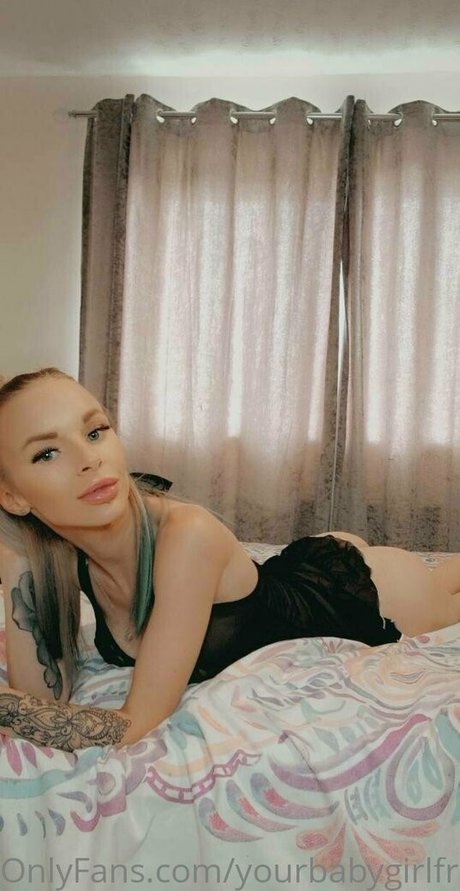 cousinskissing modèle galeries