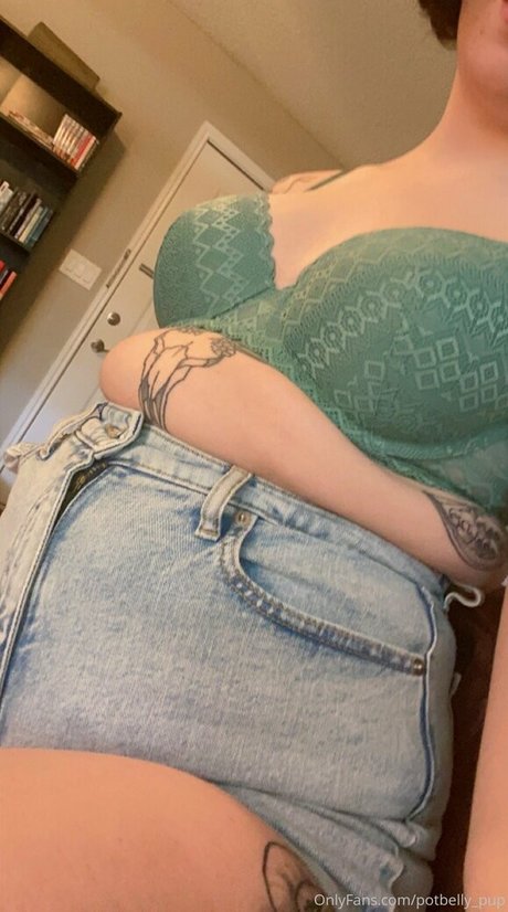 bigbellybenni actrice nue galeries