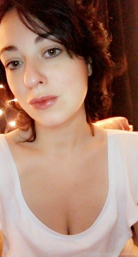 missmelonee star érotique collection