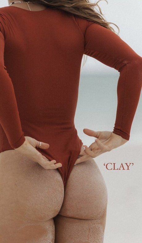 Morgan Moroney modèles nus img