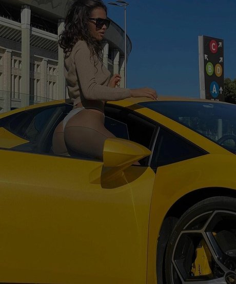 Alina Trunova nus de stars du porno image