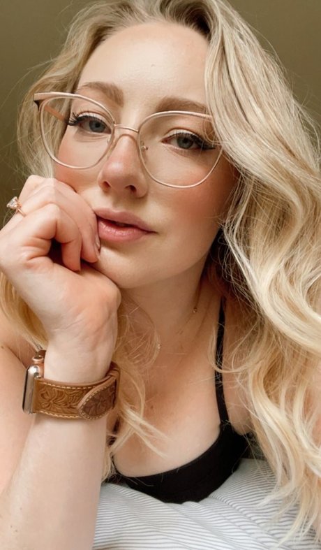 Cannibalqueen nus de stars du porno photos