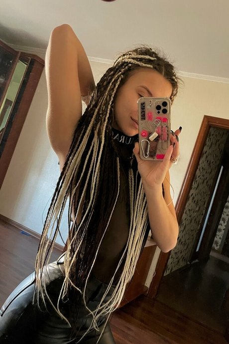 lucysunshinefree étoile xxx galerie