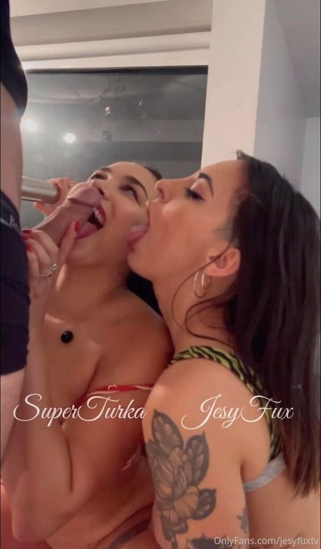 jesyfuxtv actrice de sexe archive