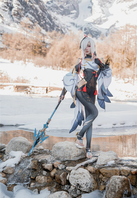 KisaragiAsh haut de star du porno photos