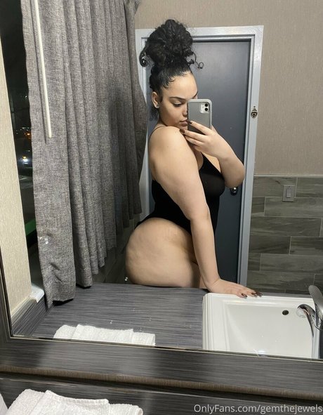 gemthejewels actrice pornographique des photos