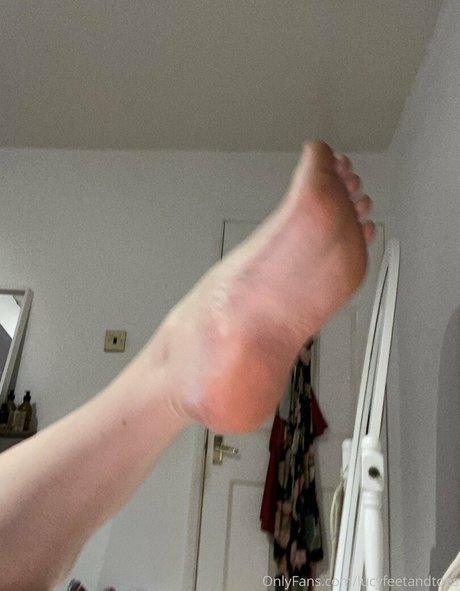 lucyfeetandtoes star du porno sexy photos