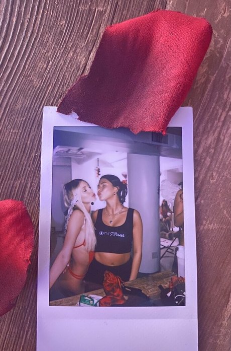 lifewithcay modèle galerie