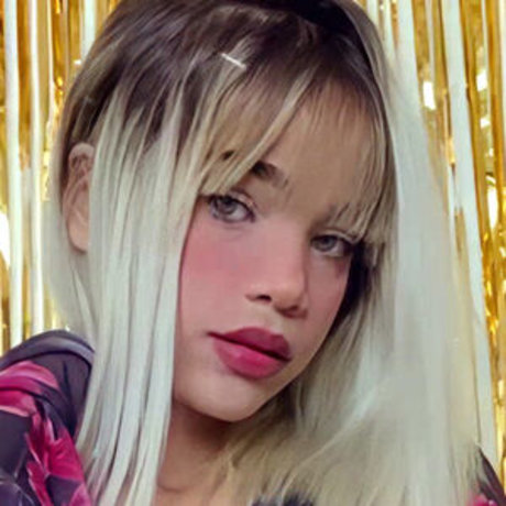 Joyce Santos modèle érotique images