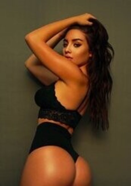 Ella Orten star du porno gratuite image