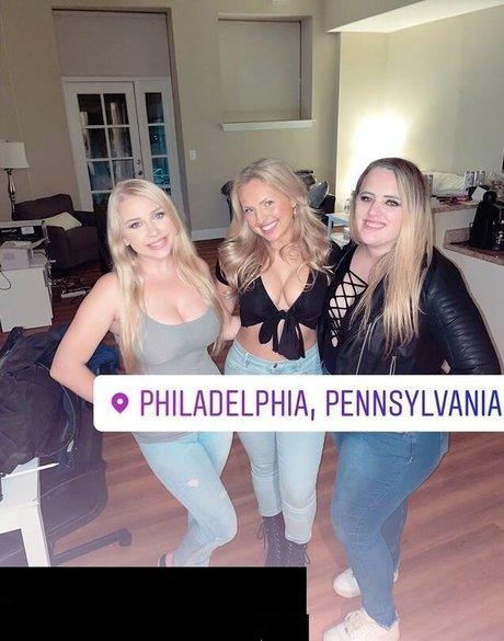 Rhiannon C star du porno hd collection