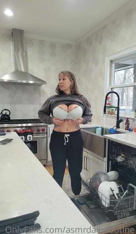 ASMRDailyRoutine star du porno gratuit img