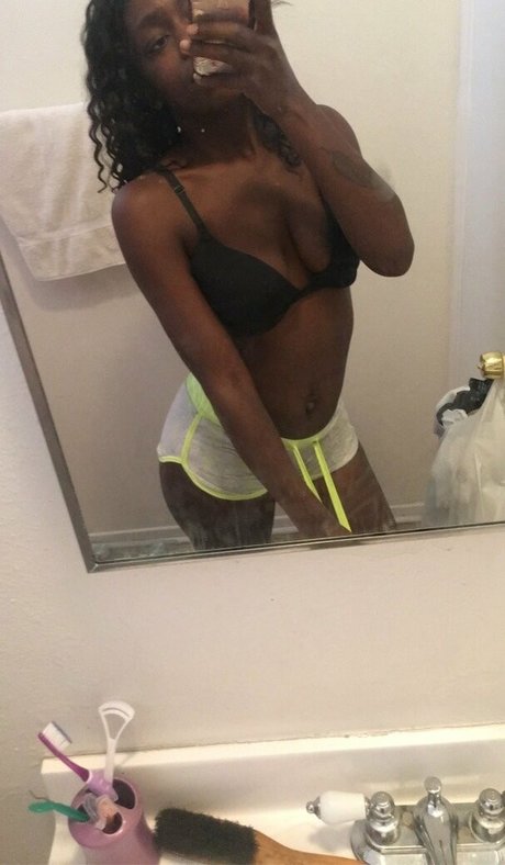 brixxb94 modèle magnifique photo